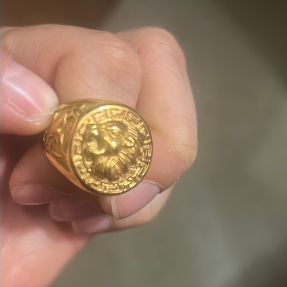 Gold Lion Head Ring